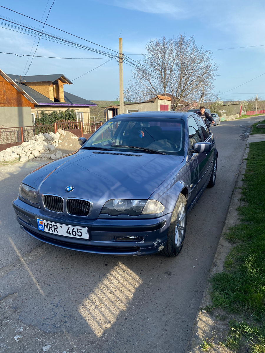 BMW 3 Series foto 4