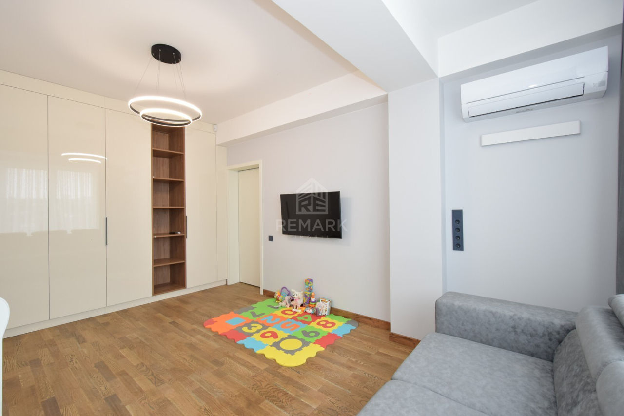 Apartament cu 3 camere, 165 m², Centru, Chișinău foto 4