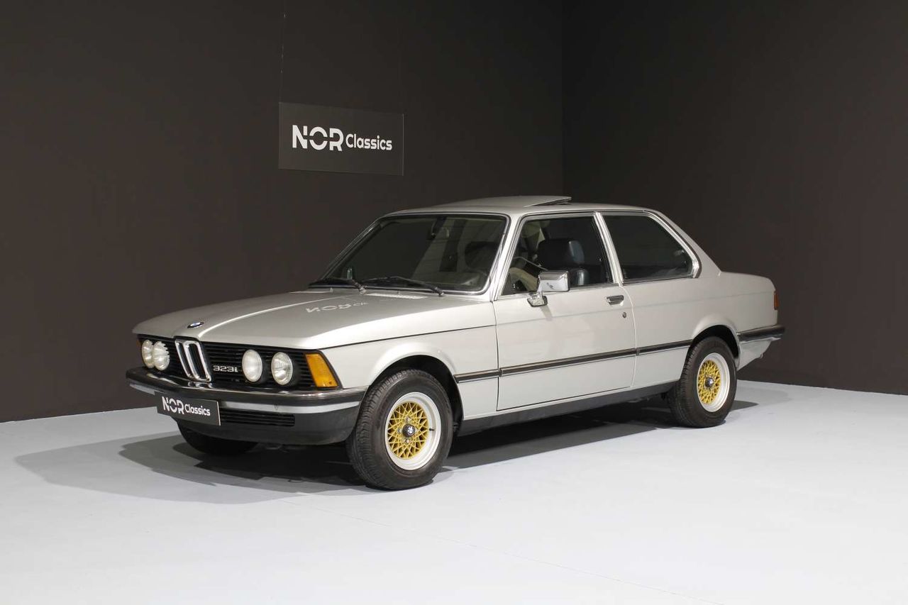 Продам запчасти BMW E21 фото 4