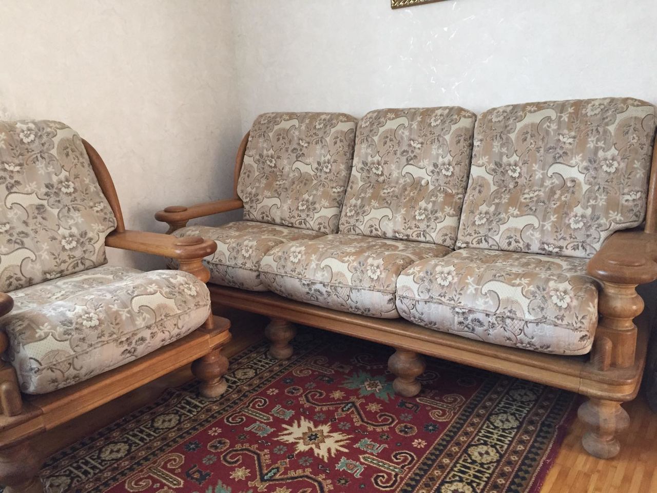 Обшивка дивана на дому в альметьевске
