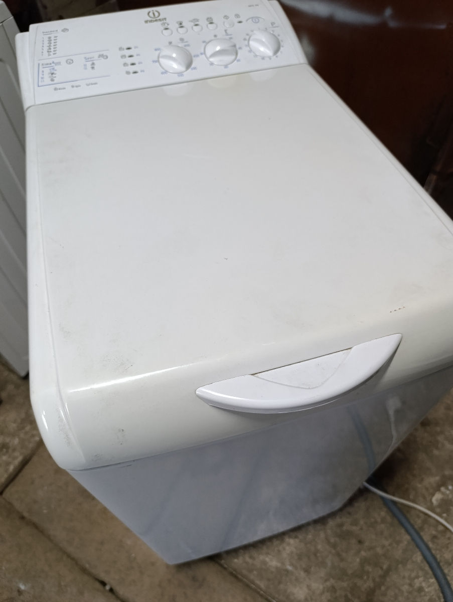 Стиральная машина Indesit 5 kg  фото 0