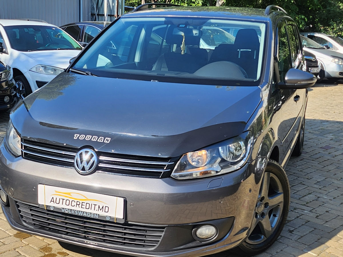 Volkswagen Touran foto 0