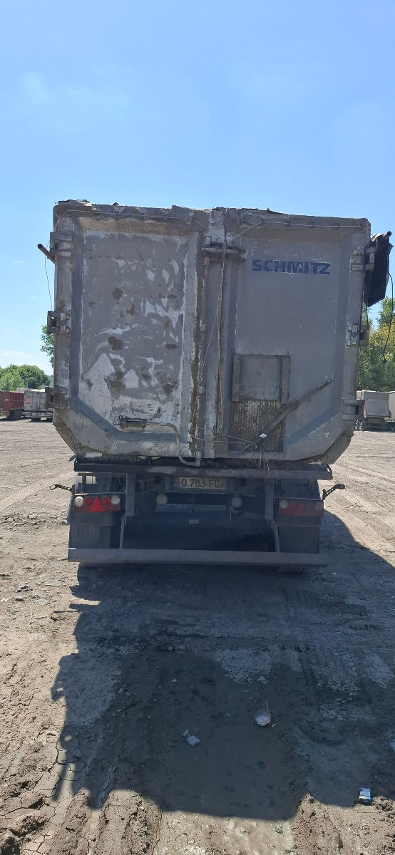 Remorca Schmitz foto 6