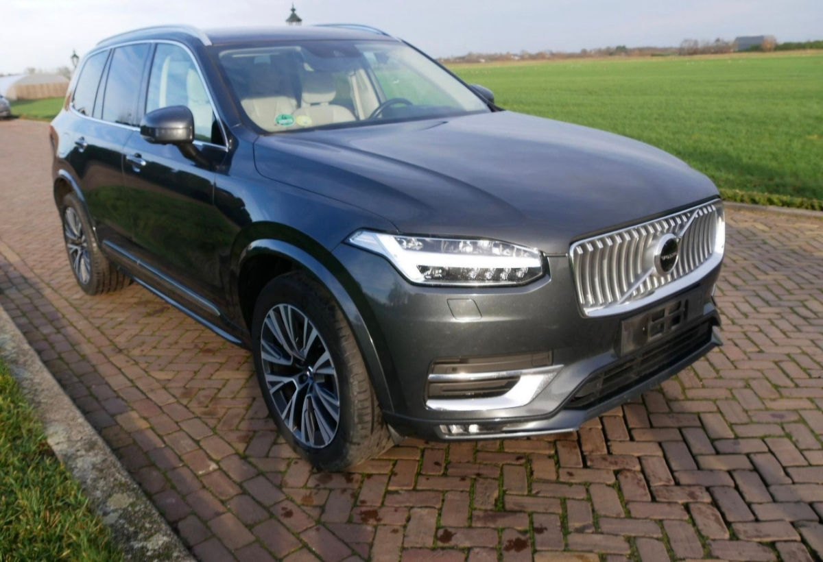 Elegantes Volvo Xc90 Diesel Fotos