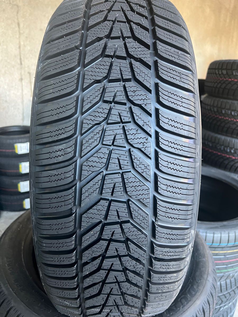 2 шины/2 anvelope 225/55 R19 Hankook Icept Evo3 Winter/ Доставка, livrare toata Moldova foto 2