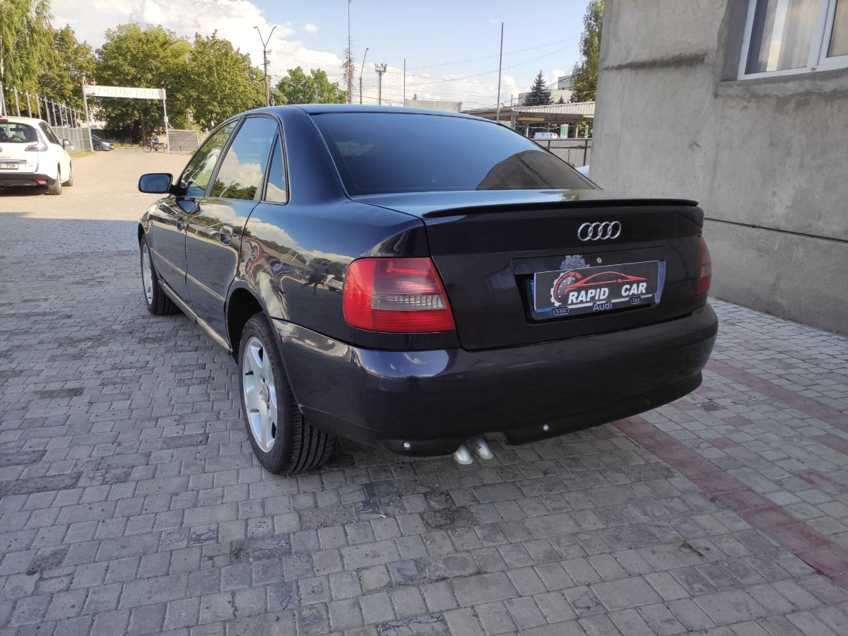 Audi A4 foto 4