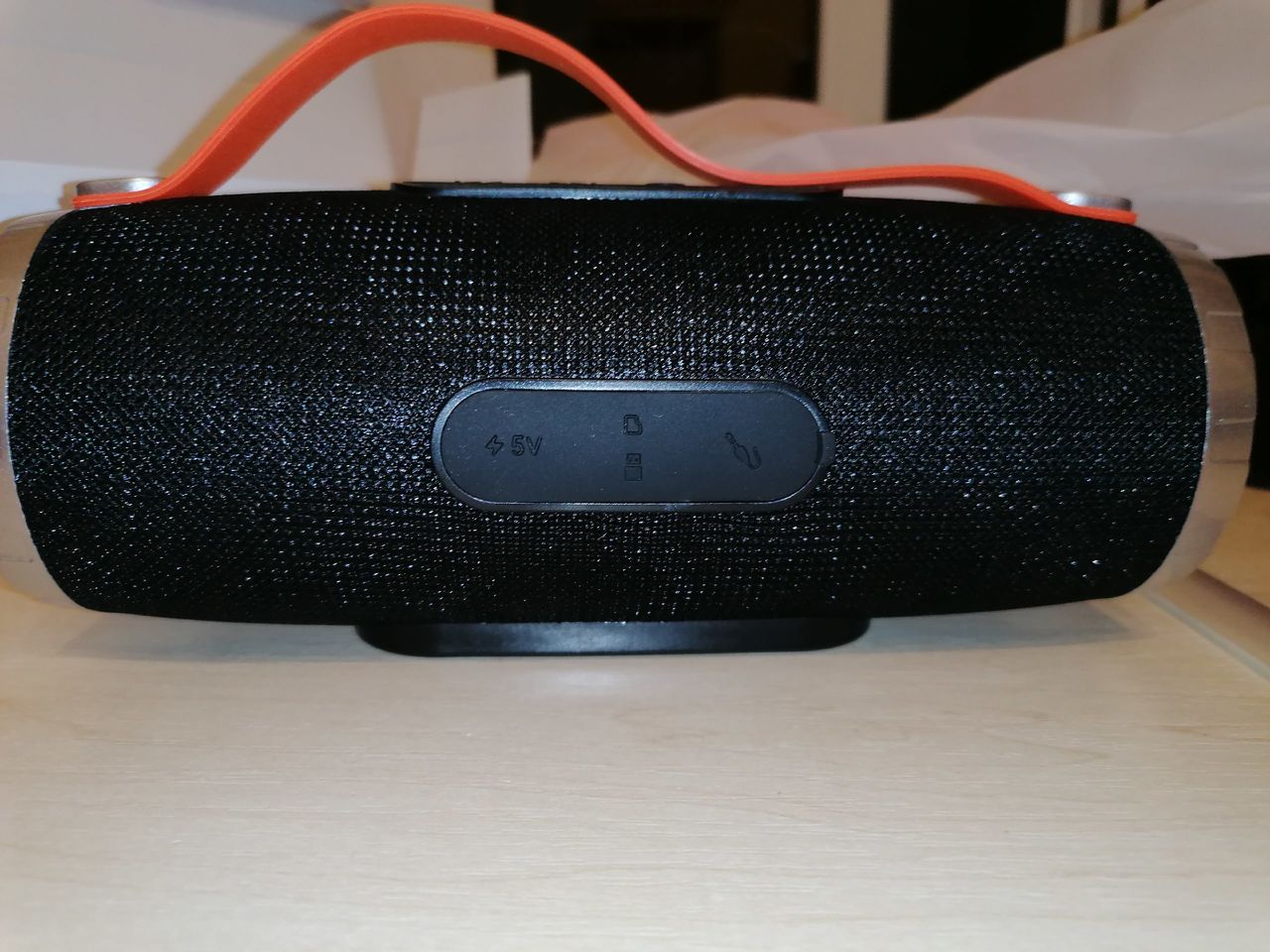 Абсолютно новая Bluetooth колонка TG109 с ручкой (10 Вт), дешево!
