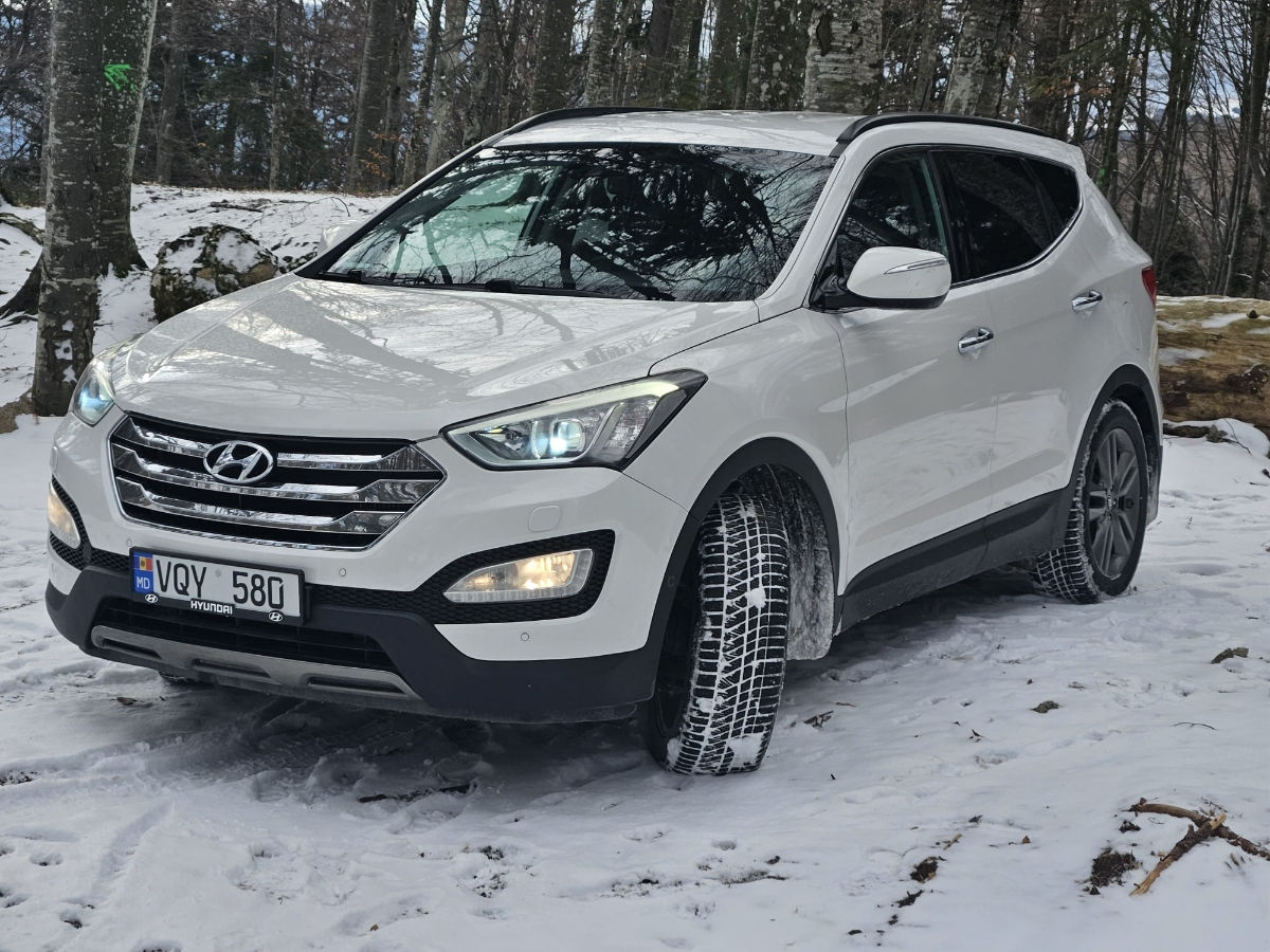 Hyundai Santa FE foto 0