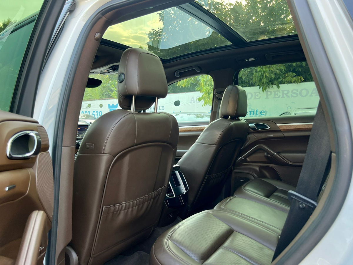 Porsche Cayenne foto 6