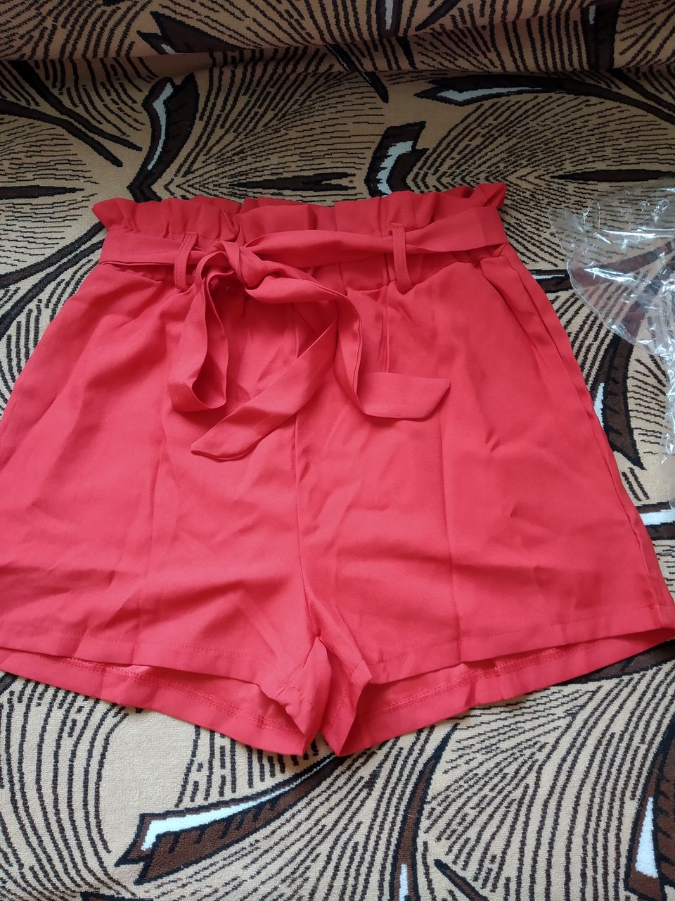 Шорты новые