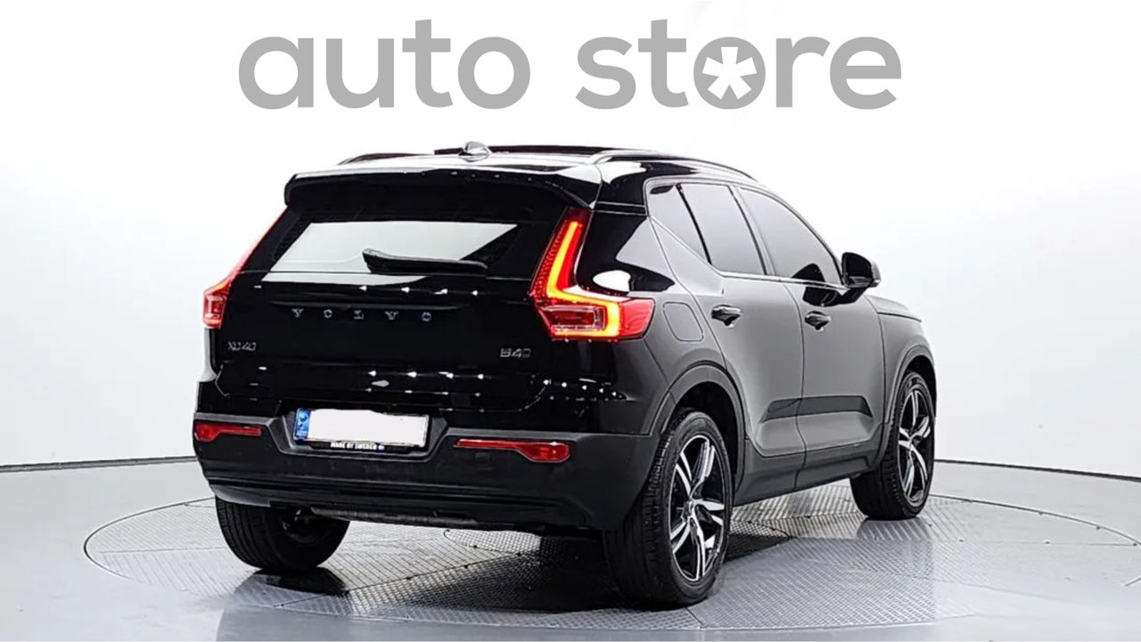 Volvo XC40 foto 1