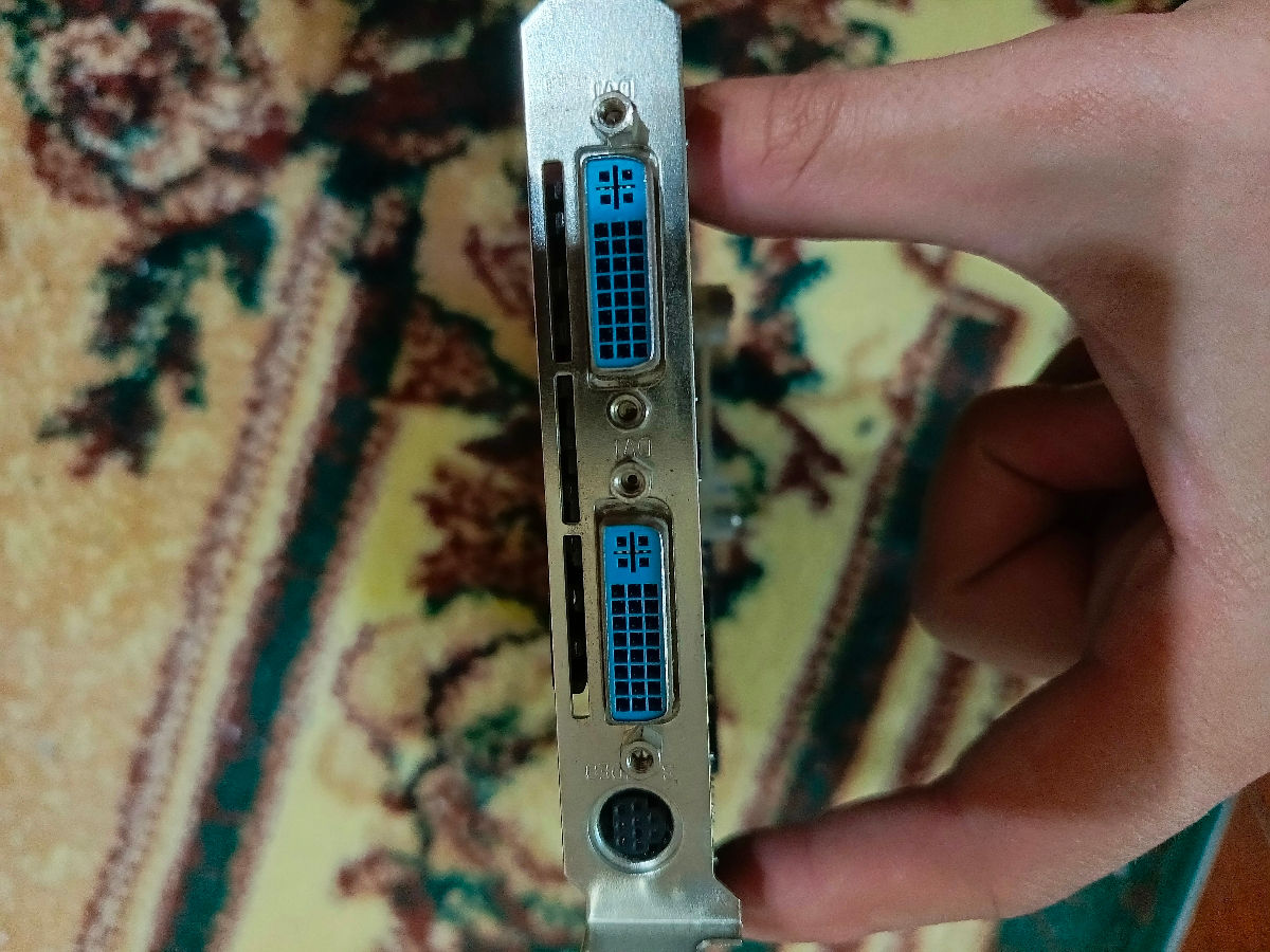  Gigabyte GeForce 8600 GT GV-NX86T512H фото 2