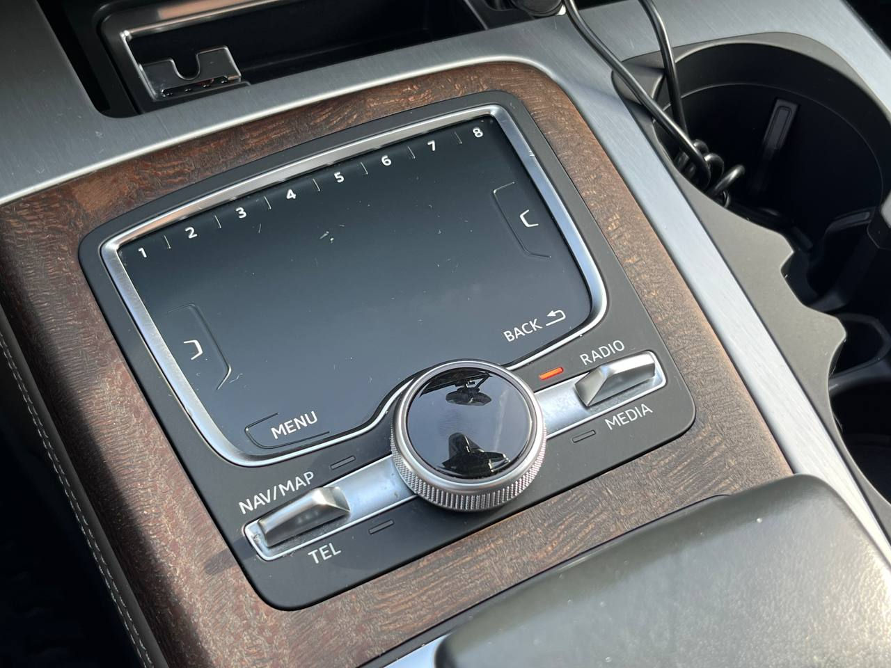 Audi SQ7 foto 14