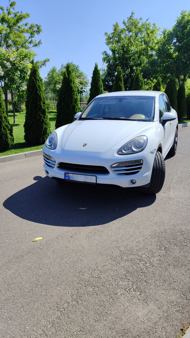 Porsche Cayenne фото 2