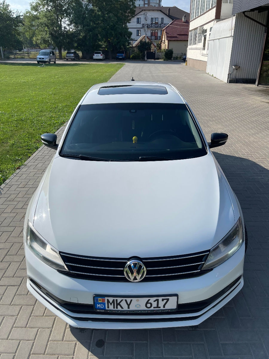 Volkswagen Jetta foto 8