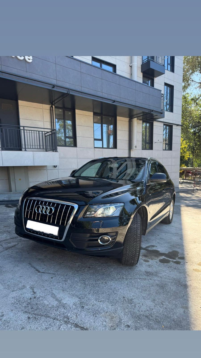 Audi Q5 foto 1