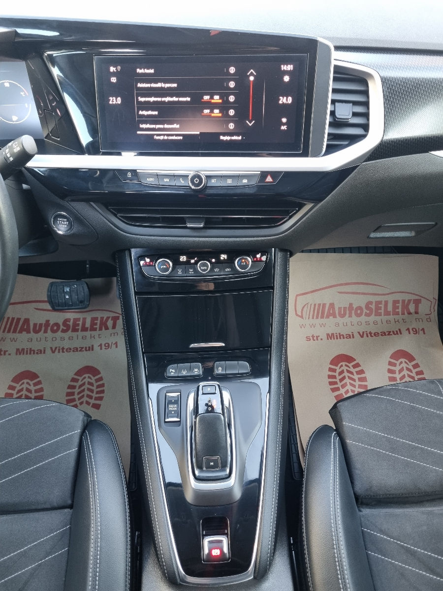 Opel Grandland X 2022 photo 12