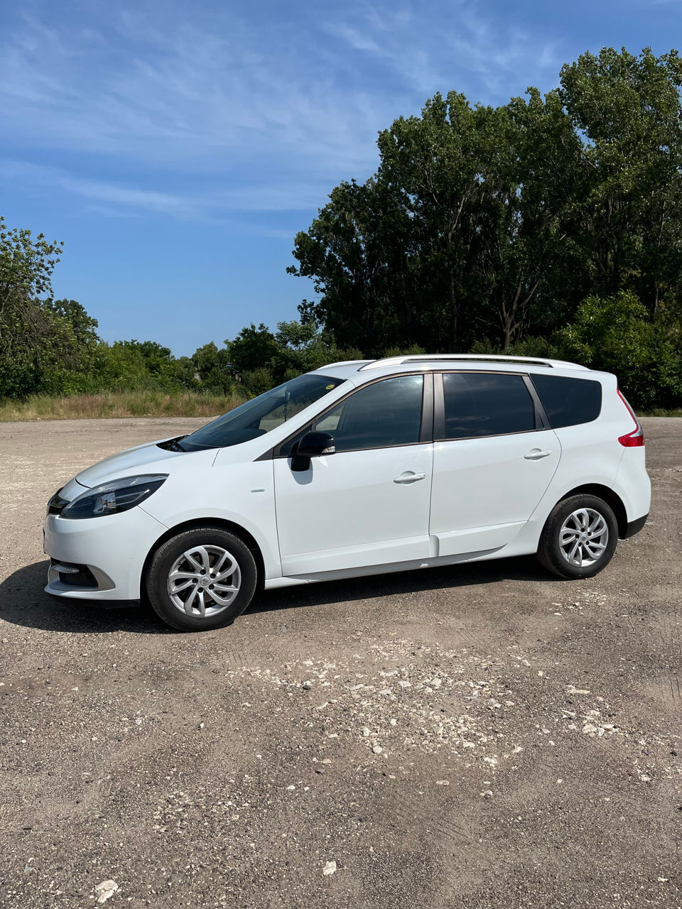 Renault Grand Scenic foto 0
