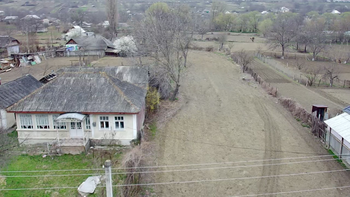 Vanzare 2 Case s.Ghetlova rl.Orhei cu teren 30 ari linga Padure foto 12