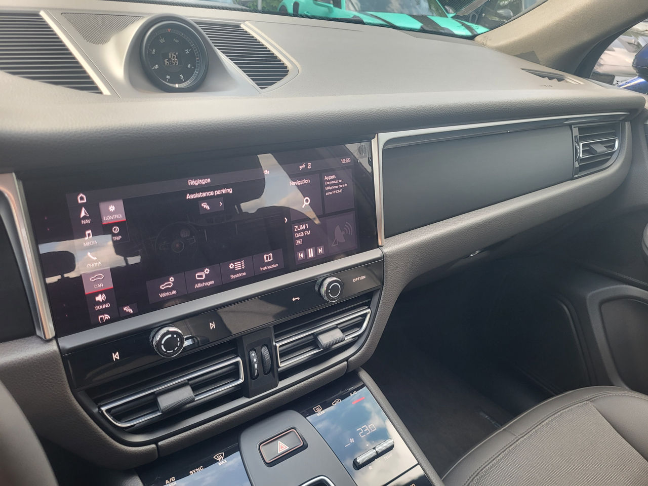 Porsche Macan foto 15