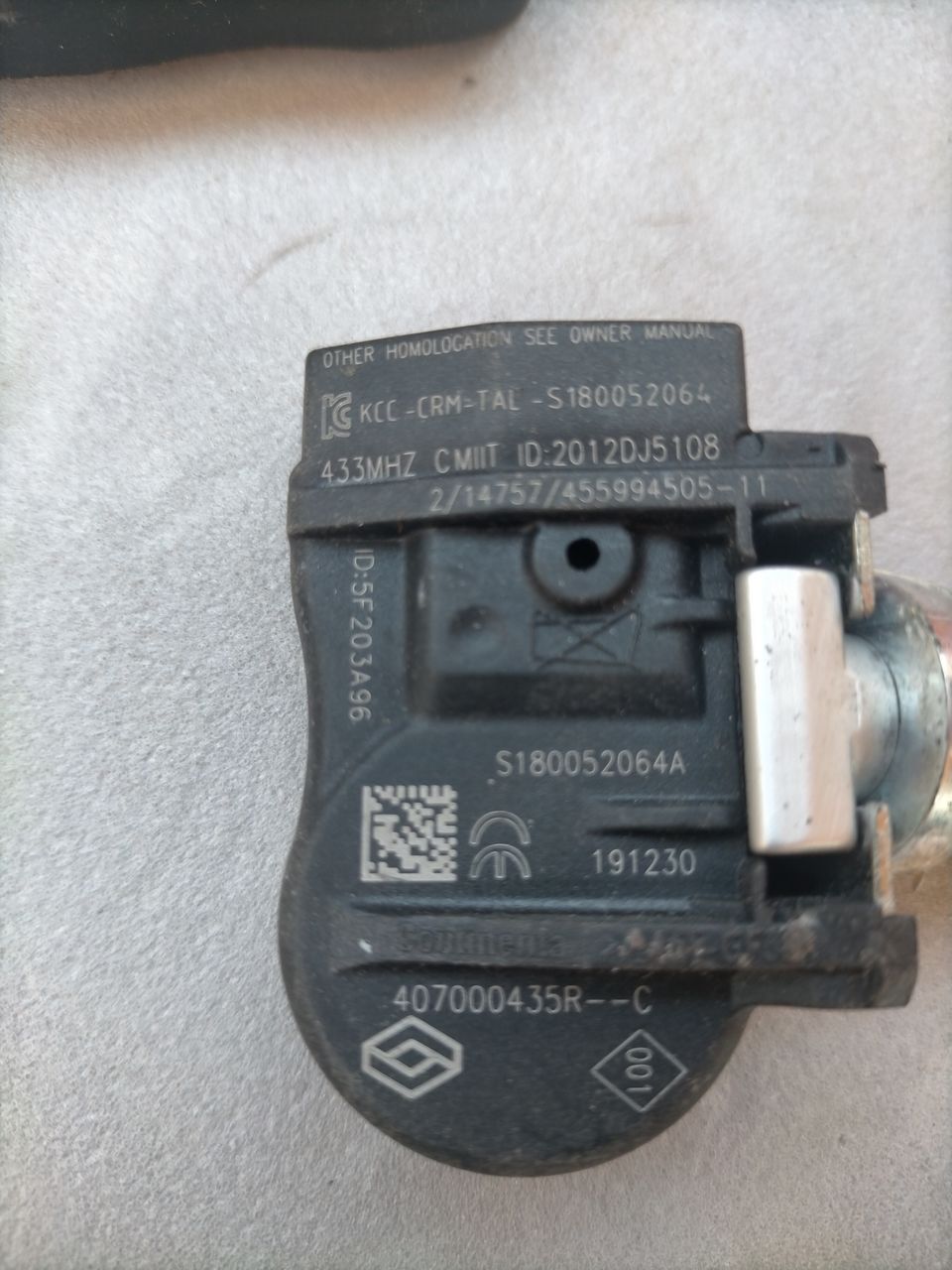 Продам датчики давления в шинах на Renault ( Рено)