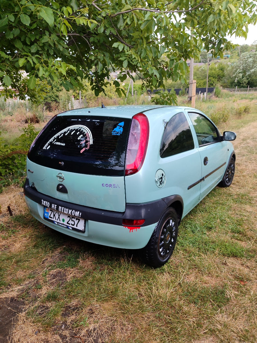 Opel Corsa foto 0