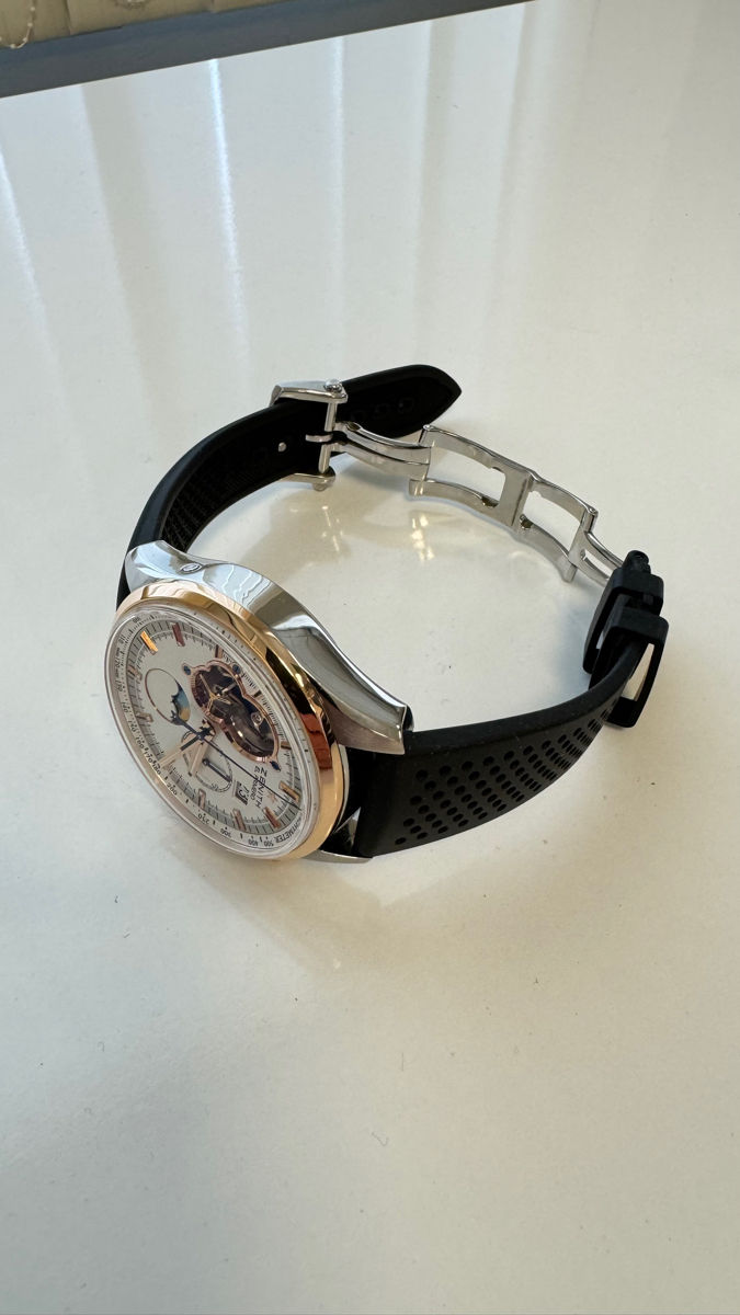 Часы Zenith El Primero Chronomaster foto 3