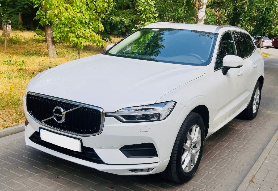 Volvo XC60 foto 1