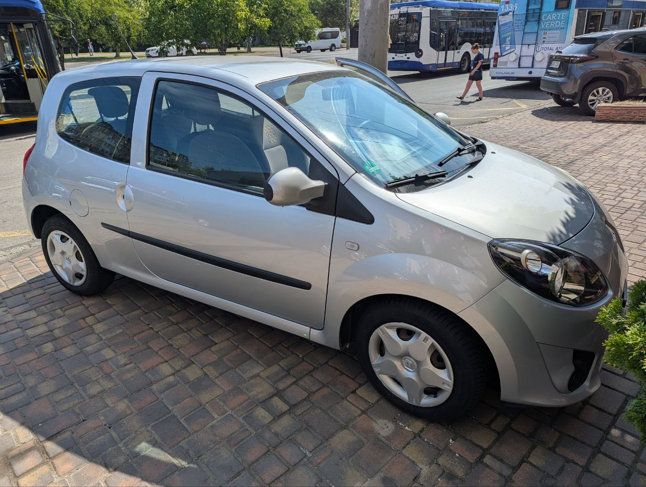 Renault Twingo фото 0