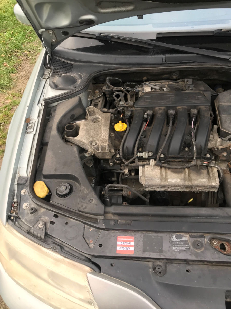 Разборка reno renault laguna 2 мотор лагуна 2 дезмембраре лагуна 2 laguna 2 мотор 1.8 бензин пиесе  фото 0