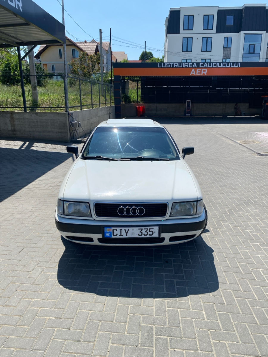 Audi 80 фото 4