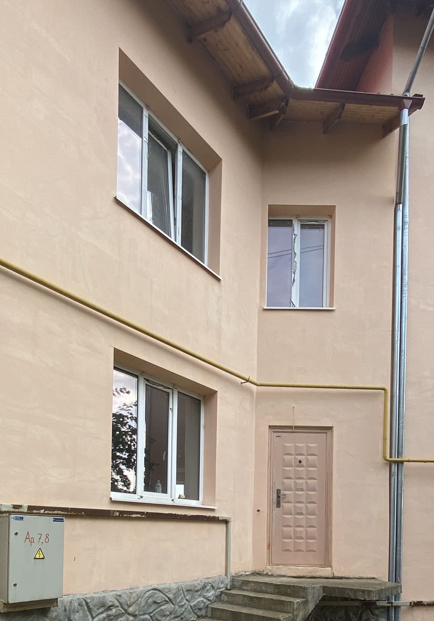 5-ти комн. кварт. и более,  Центр,  Ниспорены,  Ниспорены фото 1