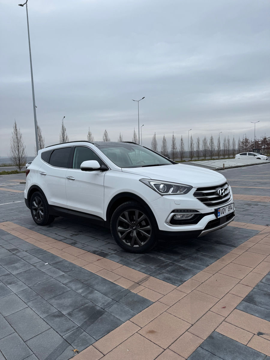 Hyundai Santa FE foto 0