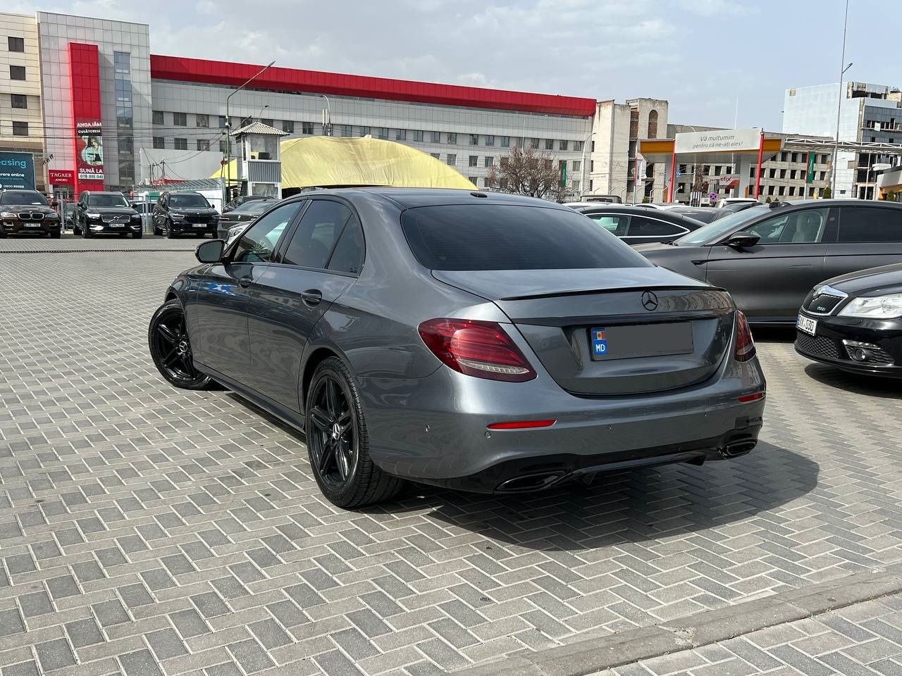 Mercedes E-Class foto 4