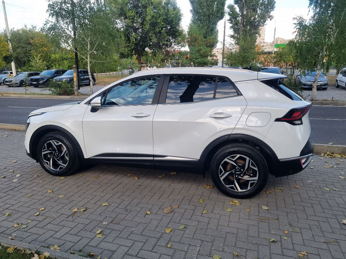 KIA Sportage 2023 photo 8
