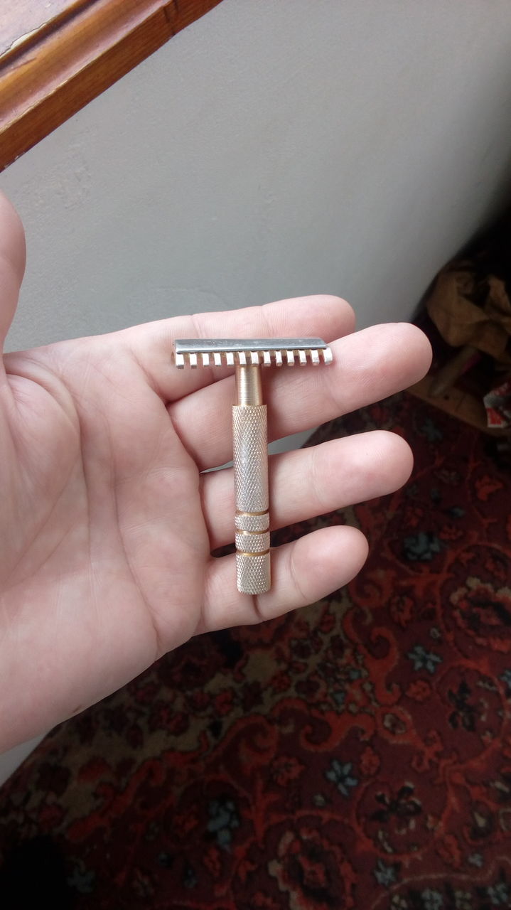станок для бритья СССР