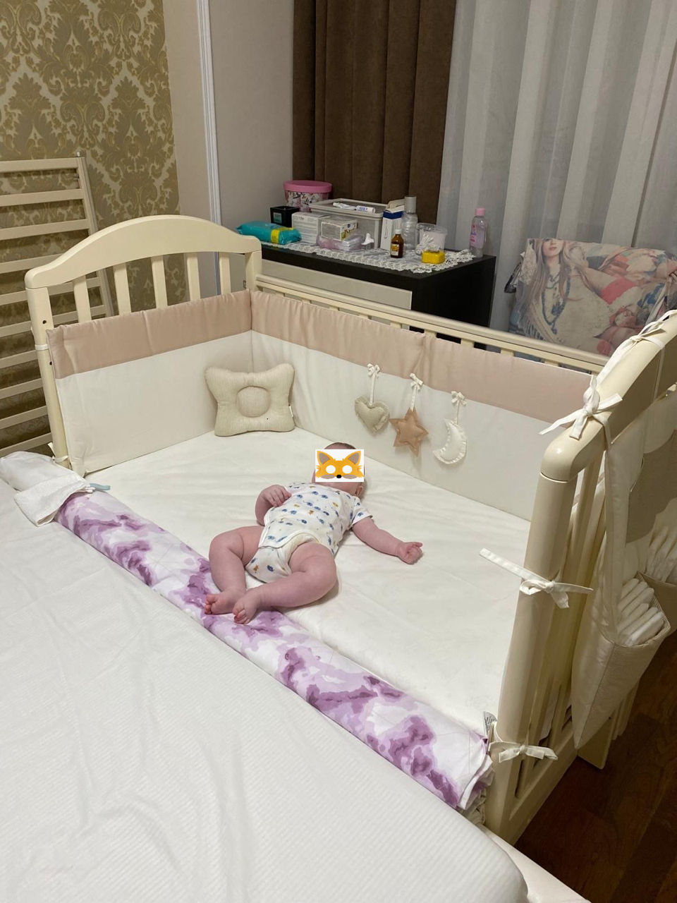 Set patut pentru copii cu sistem de leganare, saltea si si plapume (accesorii) foto 0