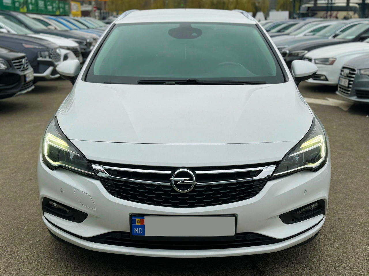 Opel Astra foto 1