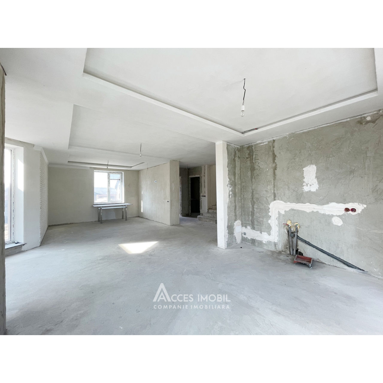 Casă în 2 niveluri! Goianul Nou, str. Gloriei, 170m2 + 8 ari. Variantă albă! foto 6