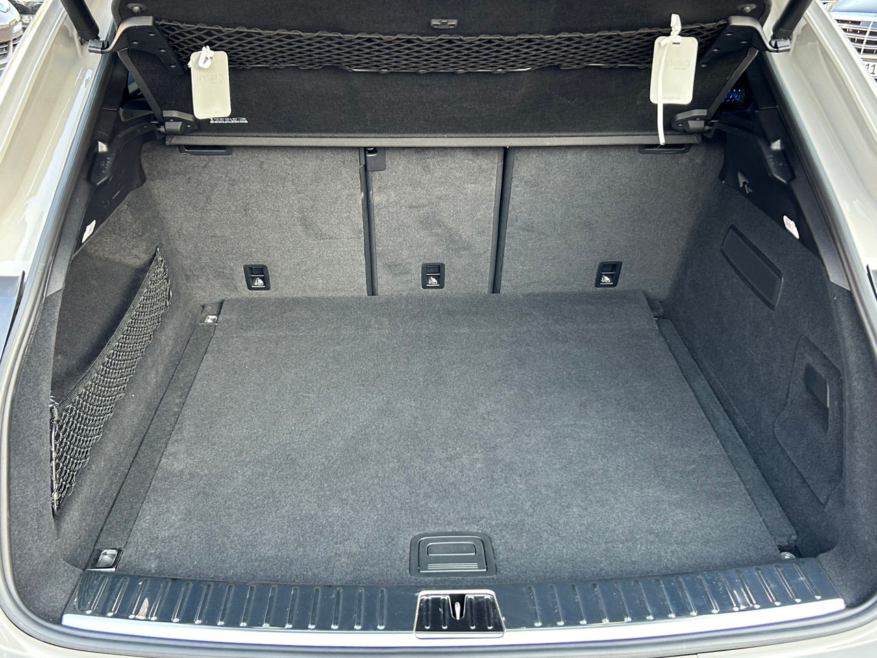 Porsche Cayenne Coupe foto 17