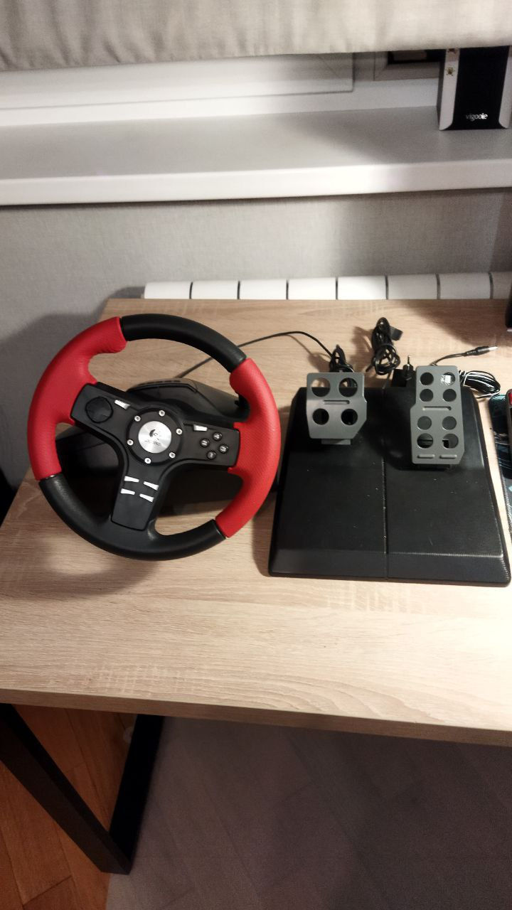Logitech Formula Force EX foto 1