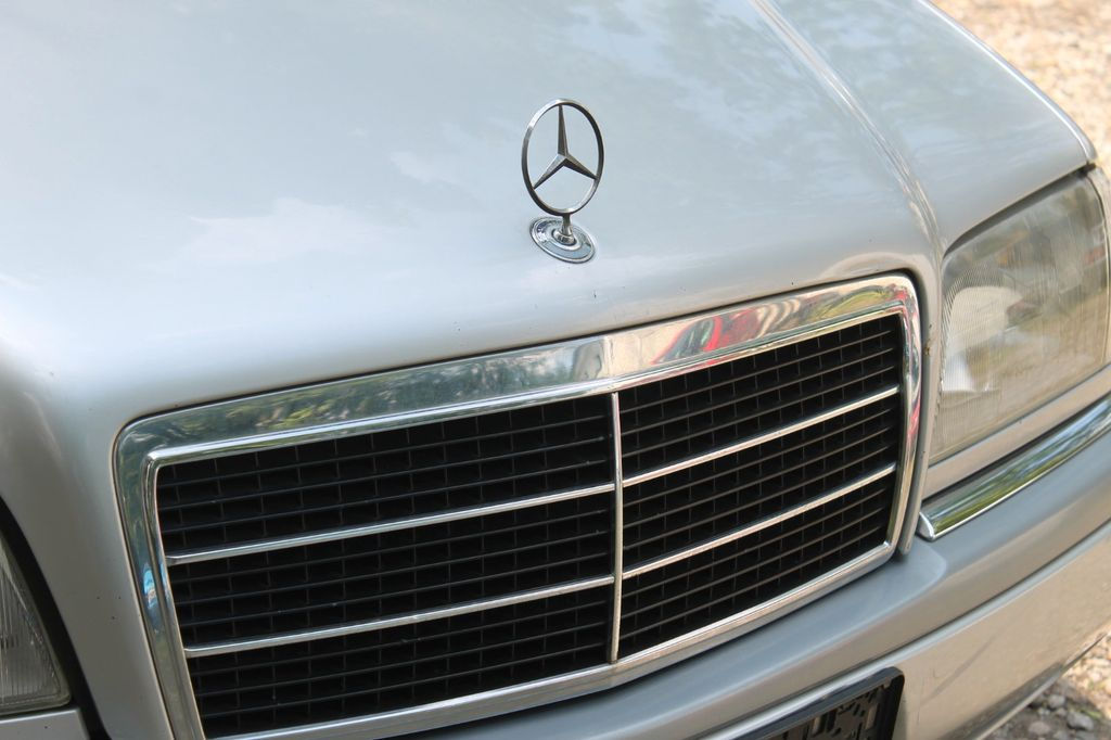 Mercedes C-Class foto 9