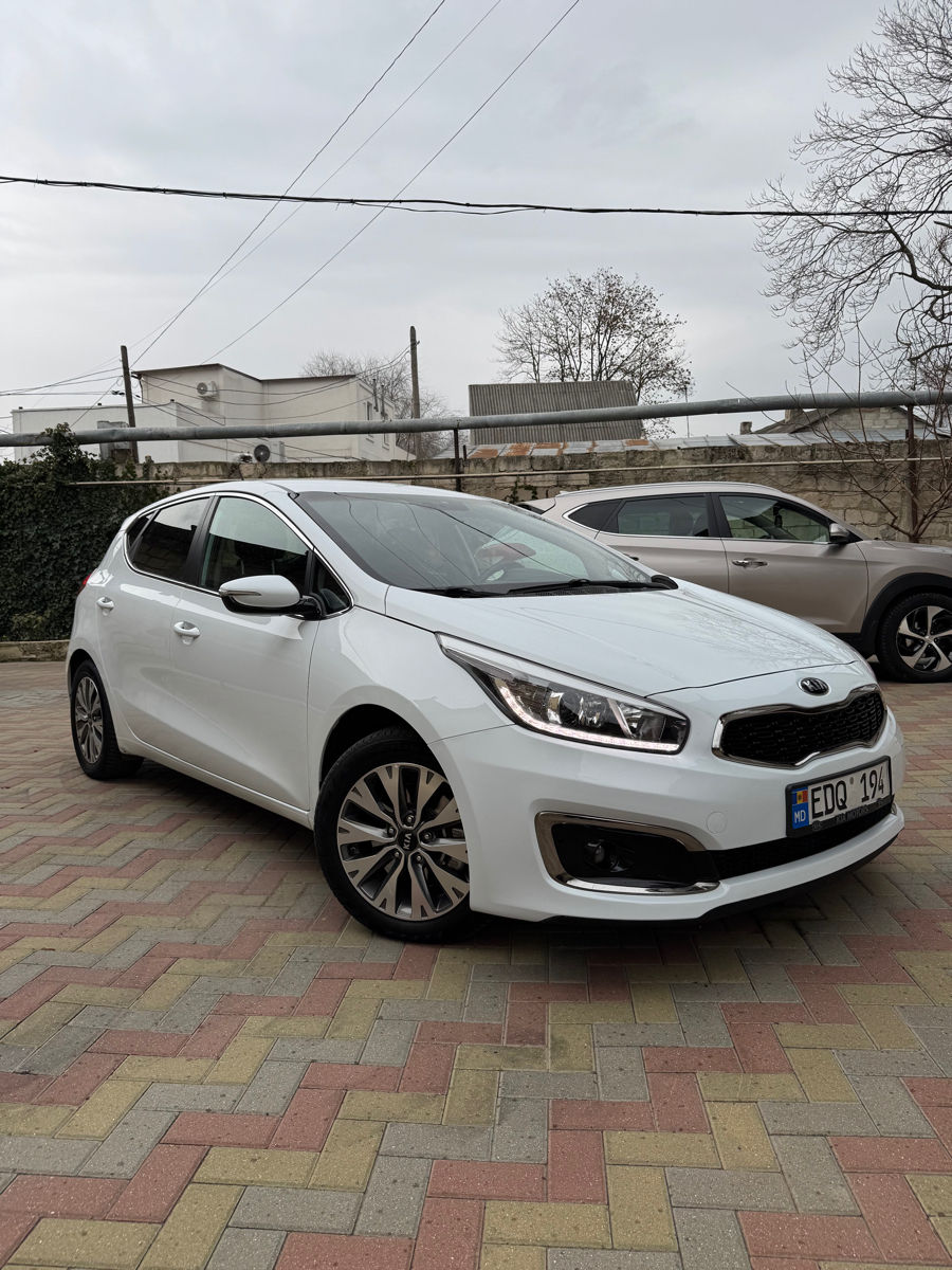 KIA Ceed foto 0