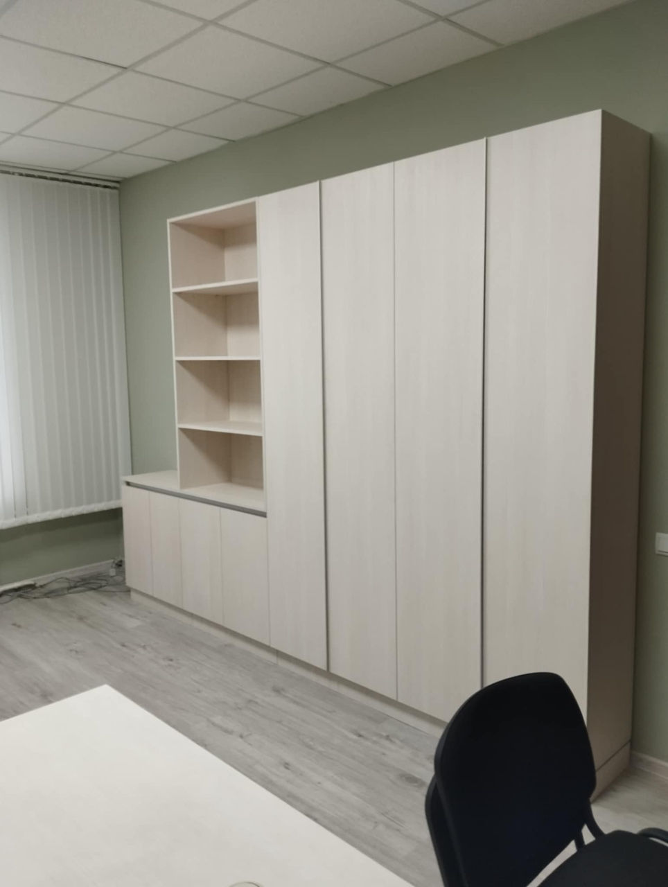 Montare mobila, asamblare, instalare mobila, dulapuri, mobila de birou, sau orice tip mobila! foto 4