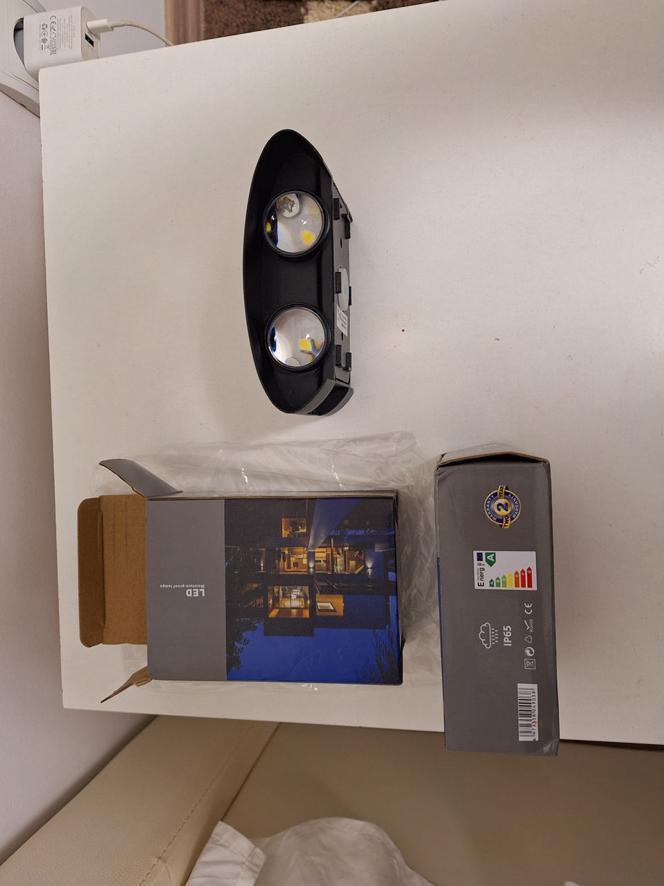 Vind aplice ( lampi de perete , lustre ) corpuri de iluminat Led foto 2