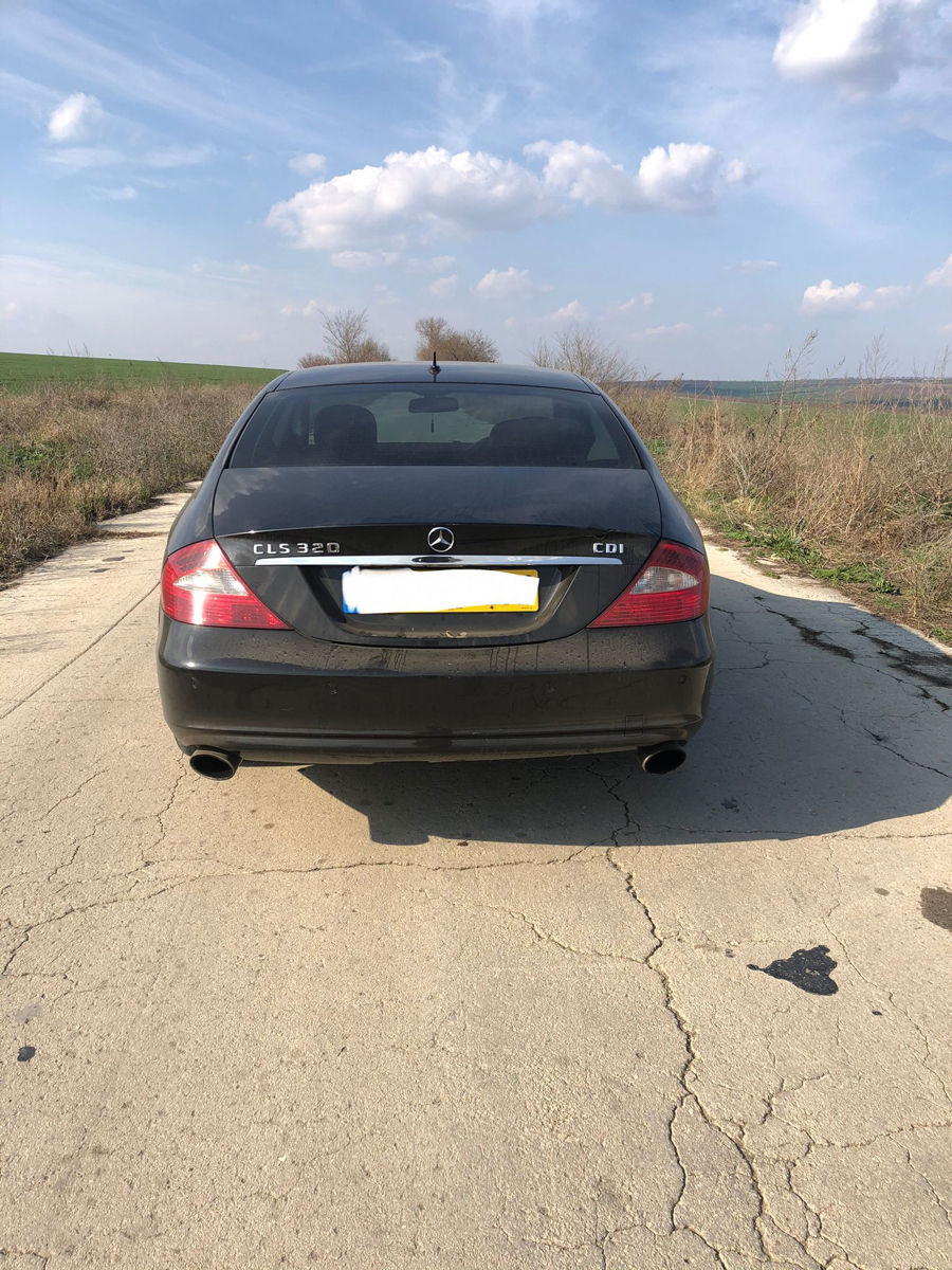 Piese auto w219 CLS / dezmembrare foto 5