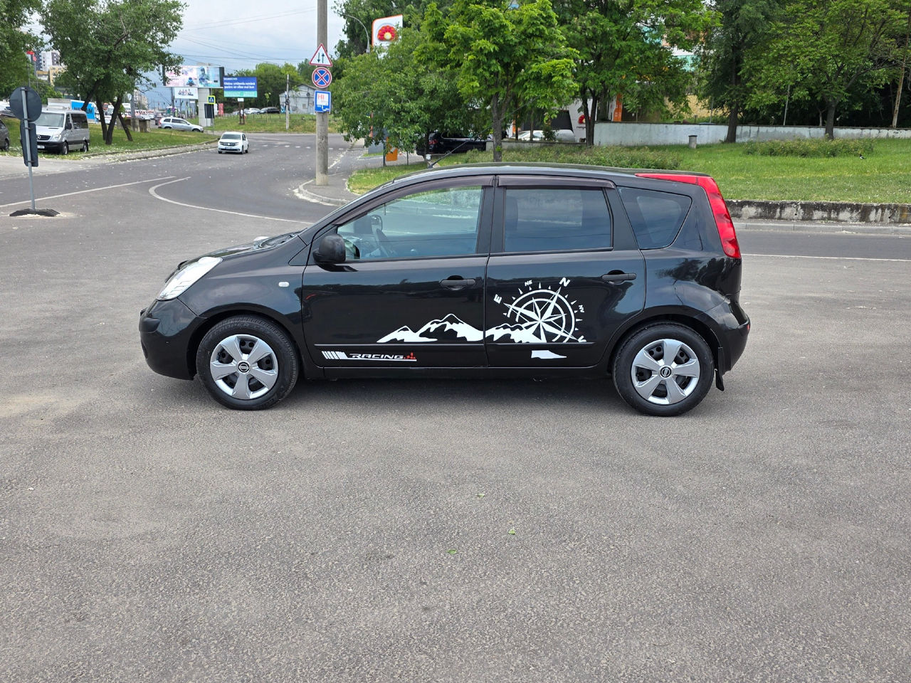 Nissan Note фото 4
