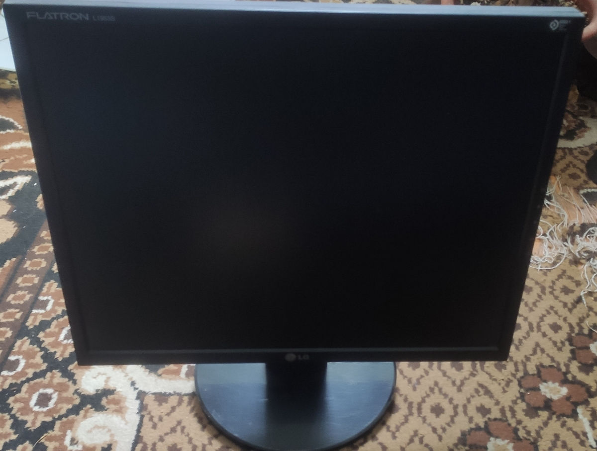 Монитор LG Flatron L1953S foto 0