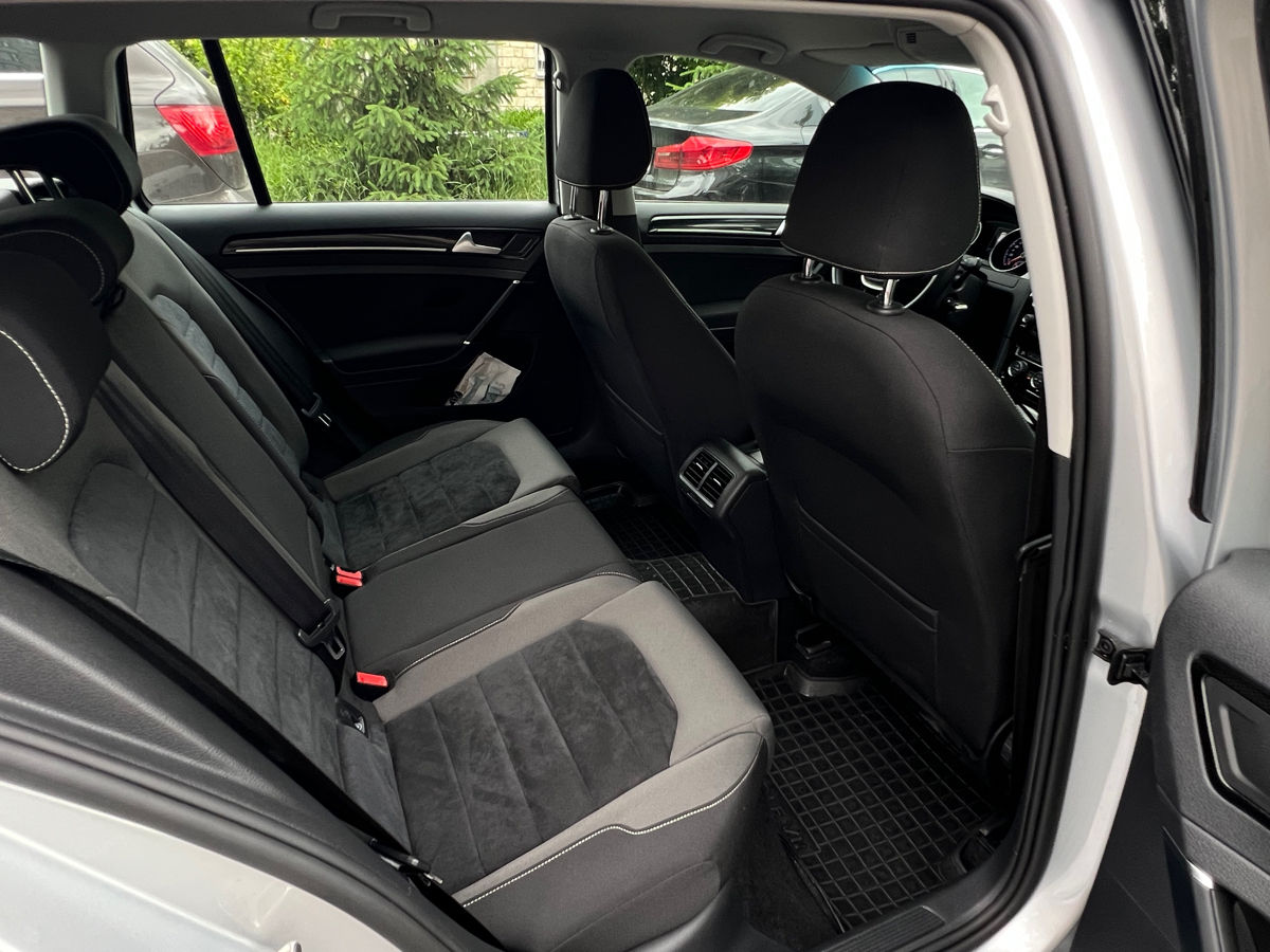 Volkswagen Golf foto 6