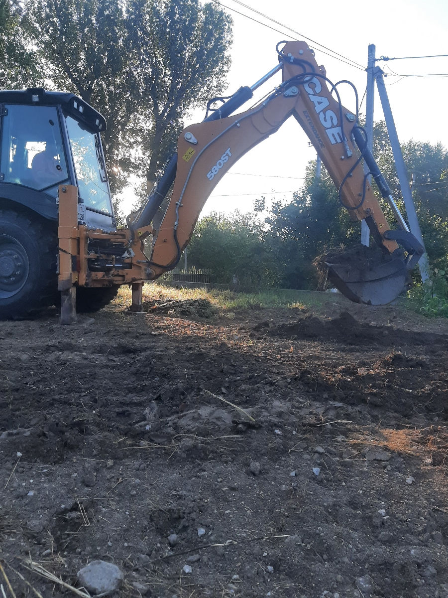 TVA 20% Prestăm servicii de excavare   excavări buldoexcavator foto 0